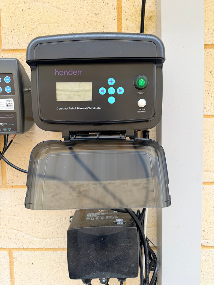 Henden Compact Chlorinator 25g